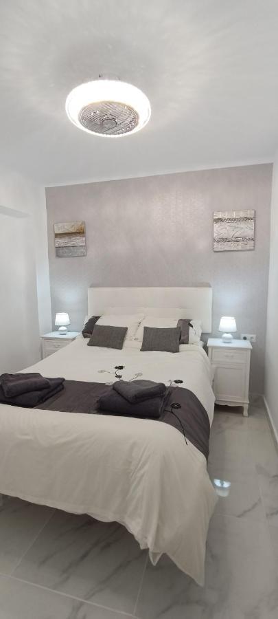 Pmt16 - Large City Apartment On The Beach Торрев'єха Екстер'єр фото
